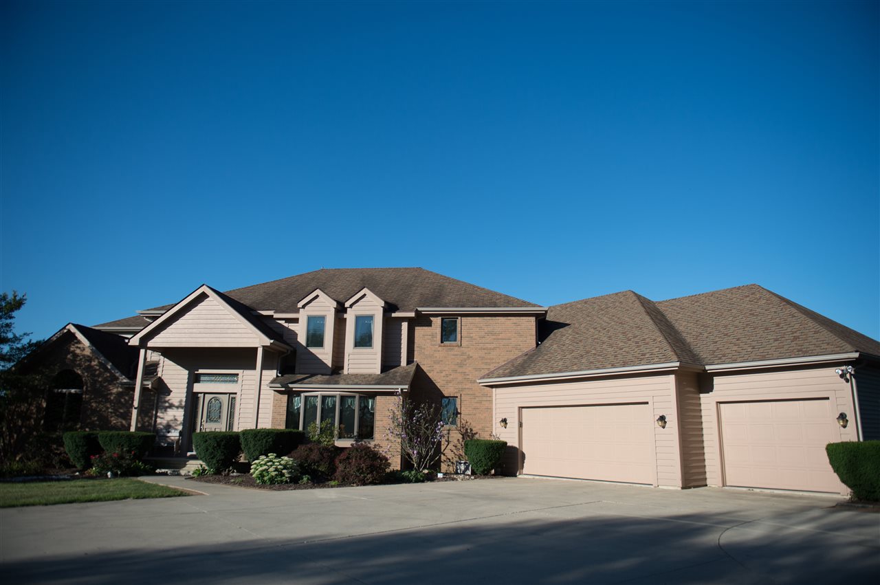 6110 Hartzell Road Fort Wayne, IN 46816 - Photo 1 of 36