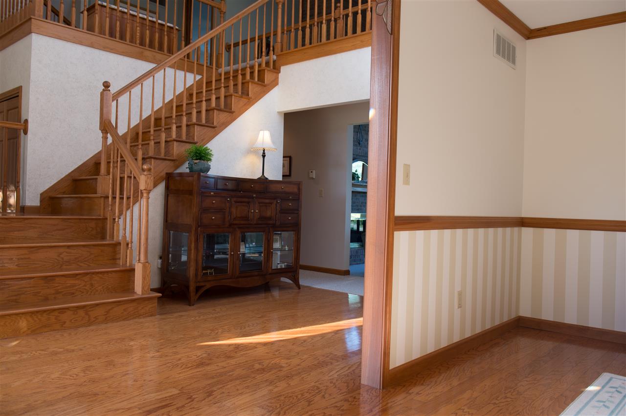 6110 Hartzell Road Fort Wayne, IN 46816 - Photo 3 of 36