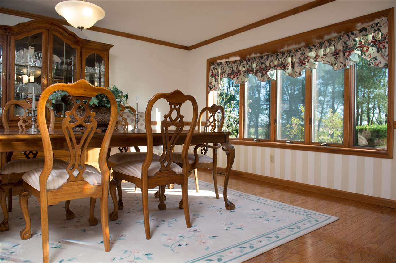 6110 Hartzell Road Fort Wayne, IN 46816 - Photo 4 of 36