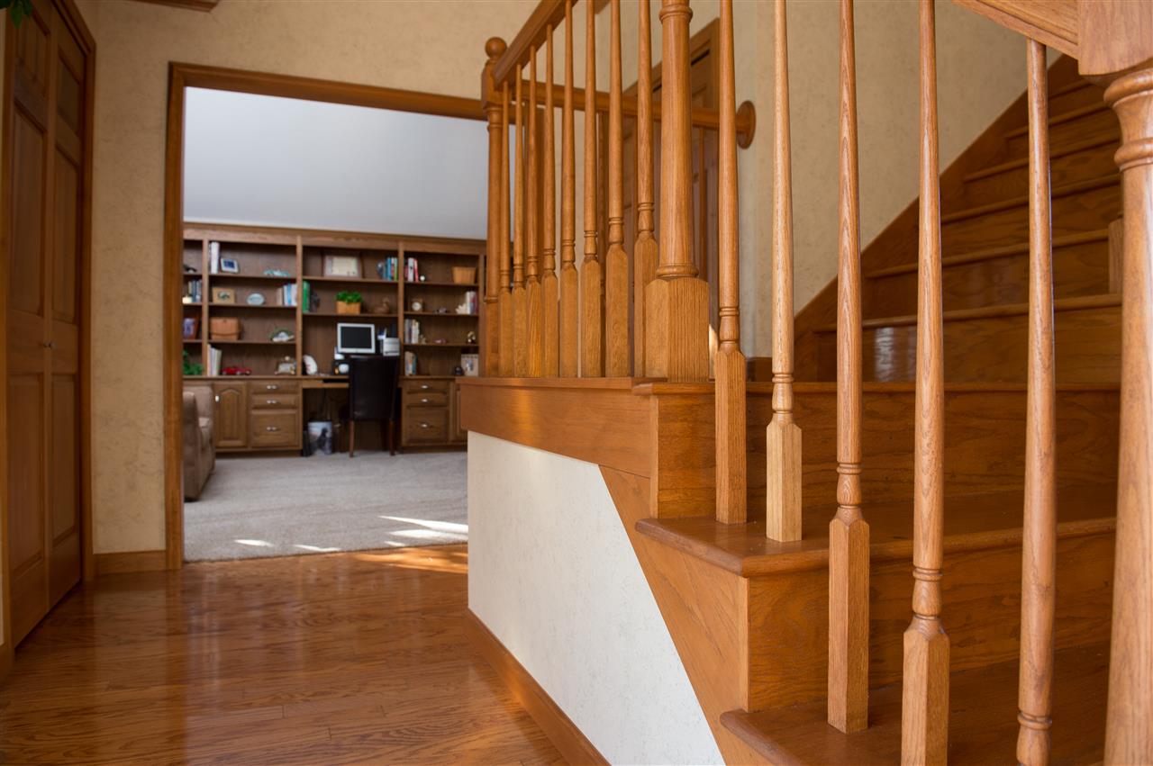 6110 Hartzell Road Fort Wayne, IN 46816 - Photo 5 of 36