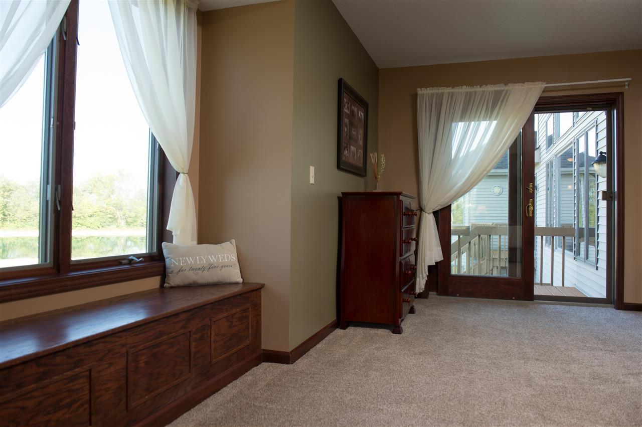 6110 Hartzell Road Fort Wayne, IN 46816 - Photo 7 of 36