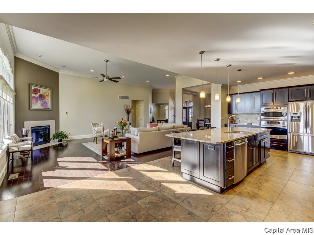 4400 Cricket Point Springfield, IL 62711 - Photo 15 of 33