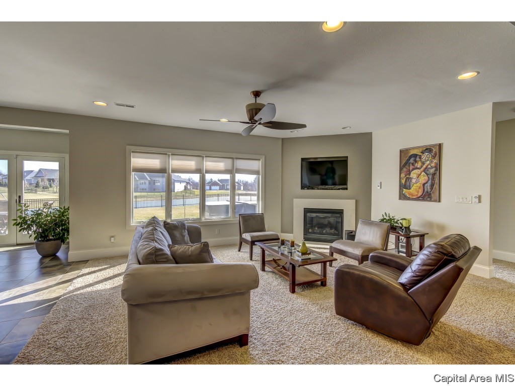 4400 Cricket Point Springfield, IL 62711 - Photo 28 of 33