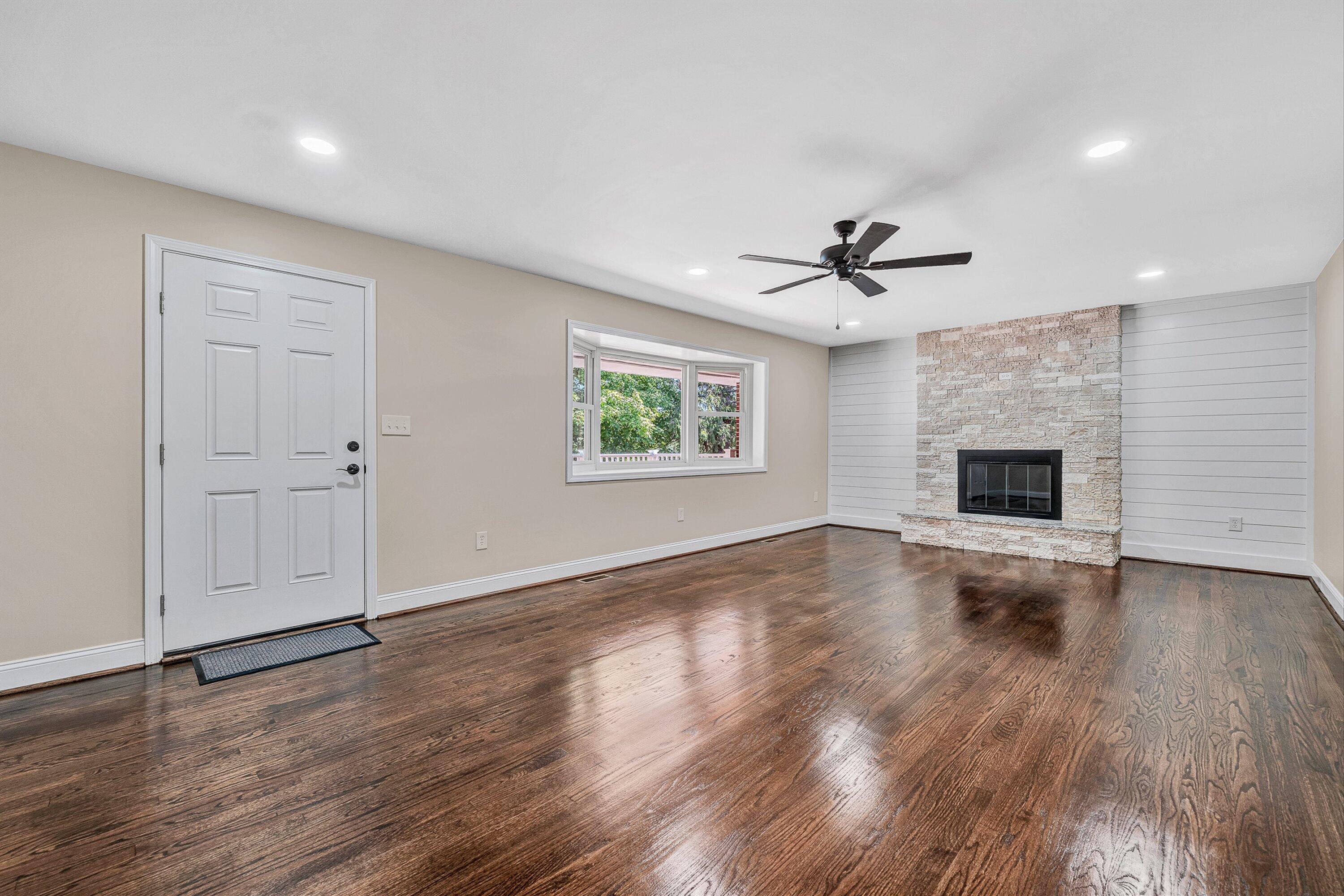 2047 Botetourt Road Fincastle, VA 24090 - Photo 5 of 59 05-VM-09483