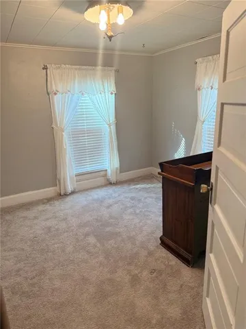 $185,000 | 426 South Oak Street, Ottawa, KS 66067