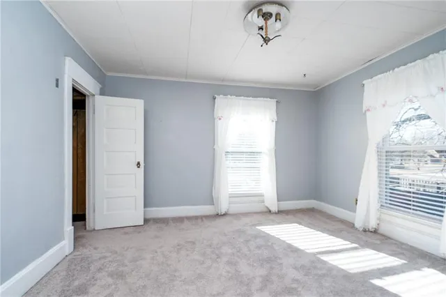 $185,000 | 426 South Oak Street, Ottawa, KS 66067