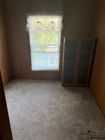 $185,000 | 426 South Oak Street, Ottawa, KS 66067