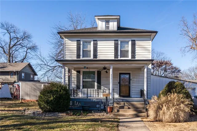 $185,000 | 426 South Oak Street, Ottawa, KS 66067
