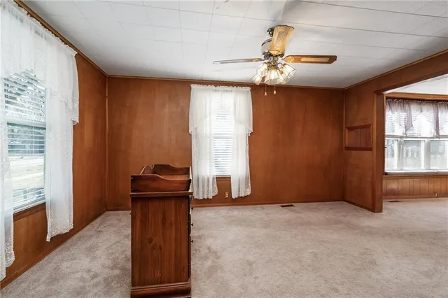 $185,000 | 426 South Oak Street, Ottawa, KS 66067