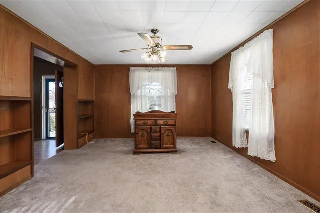 $185,000 | 426 South Oak Street, Ottawa, KS 66067