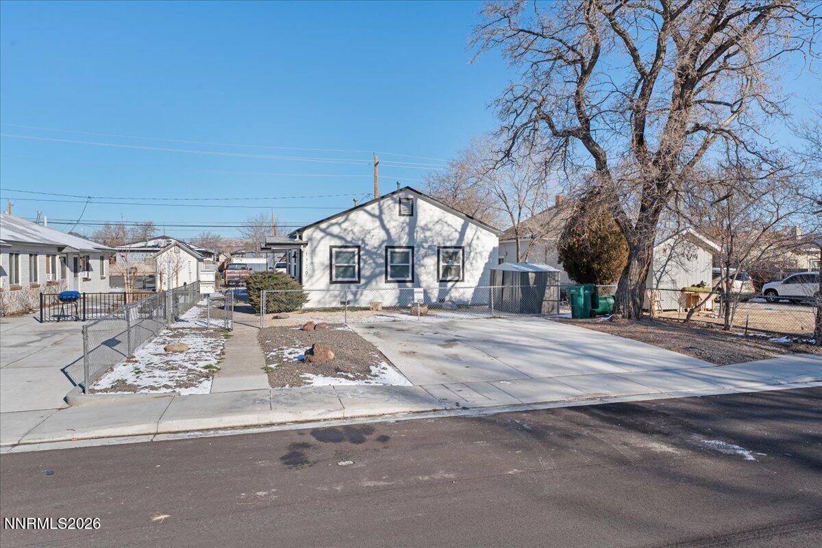 1720 H Street Sparks, NV 89431 - Photo 3 of 15 01-DS206672