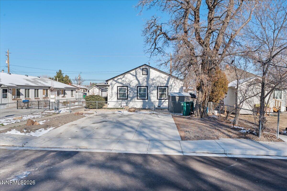 1720 H Street Sparks, NV 89431 - Photo 5 of 15 03-DS206682