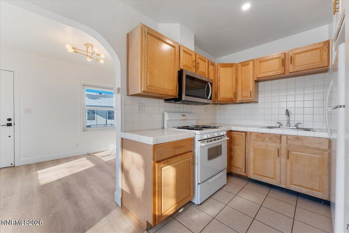 1720 H Street Sparks, NV 89431 - Photo 10 of 15 11-DS206722