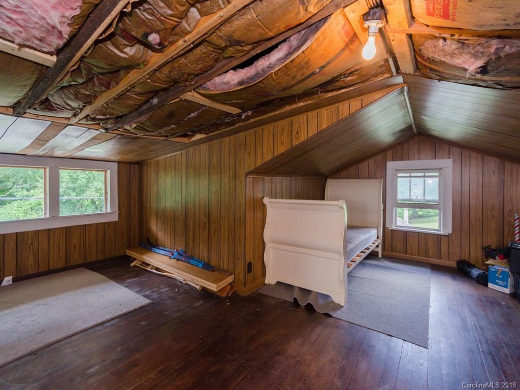 87 Lowe Street Canton, NC 28716 - Photo 11 of 18 Gallery Image 11