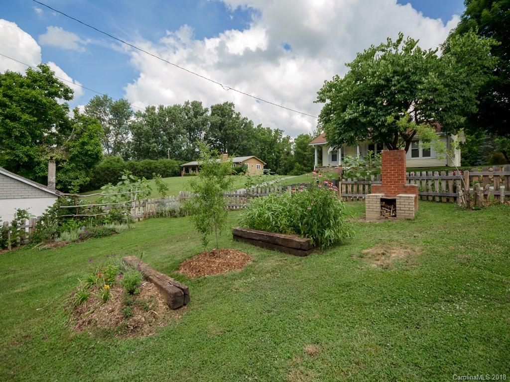 87 Lowe Street Canton, NC 28716 - Photo 16 of 18 Gallery Image 16