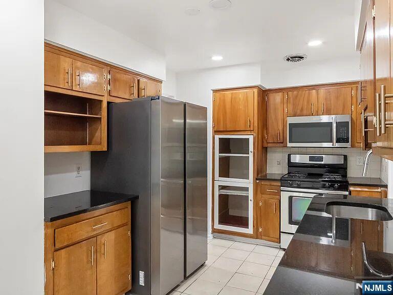 168 County Road Cresskill, NJ 07626 - Photo 12 of 26