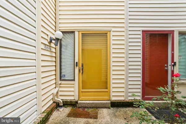 $2,675 | 18616 Pier Point Place, Gaithersburg, MD 20886