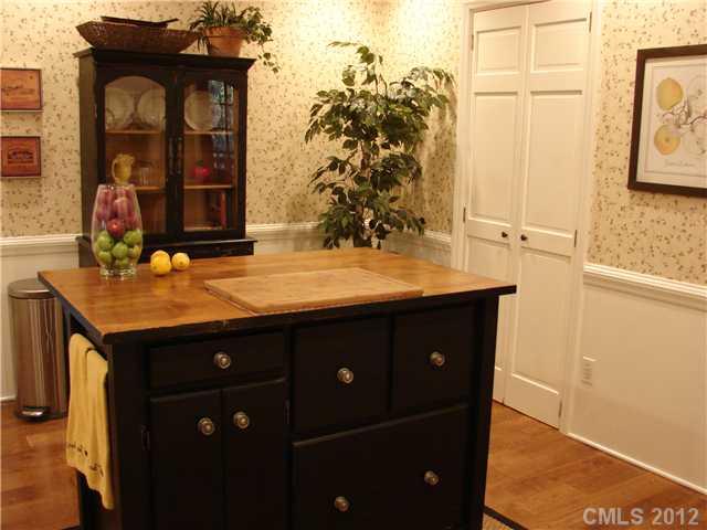 7525 Timber Ridge Drive Mint Hill, NC 28227 - Photo 5 of 16