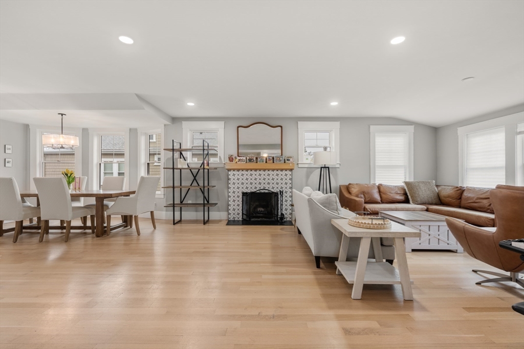 22-24 Carver Road East, Unit 22 Watertown, MA 02472 - Photo 8 of 30