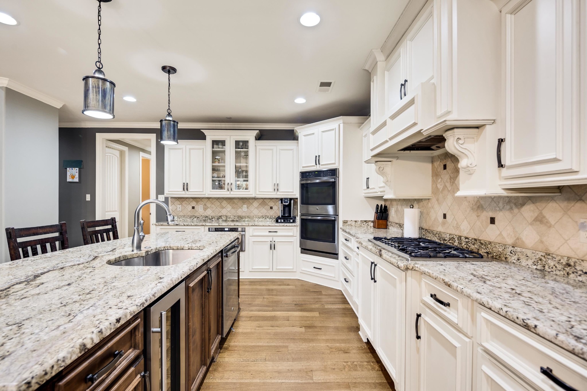 250 Ridgewood Drive Collierville, TN 38017 - Photo 8 of 36