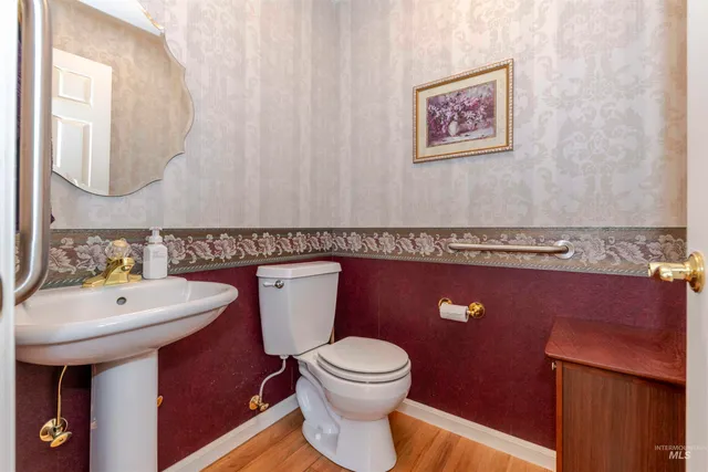 $550,000 | 331 Reservoir Drive, Lewiston, ID 83501