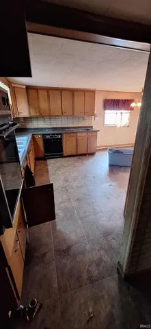 $137,900 | 2926 Sprunger Road West, Fort Wayne, IN 46808