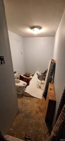 $137,900 | 2926 Sprunger Road West, Fort Wayne, IN 46808