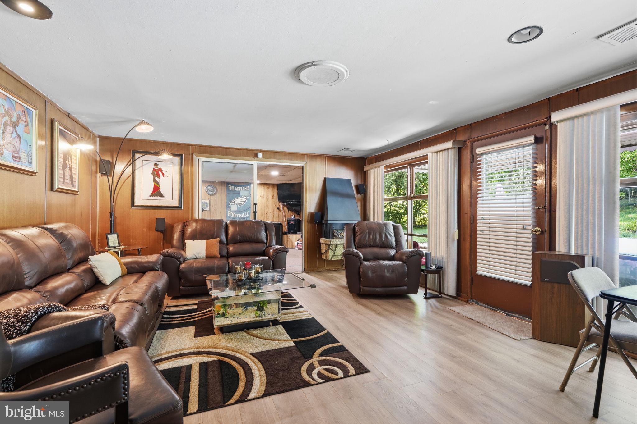 1028 Arboretum Road Wyncote, PA 19095 - Photo 16 of 23 Gallery Image 16
