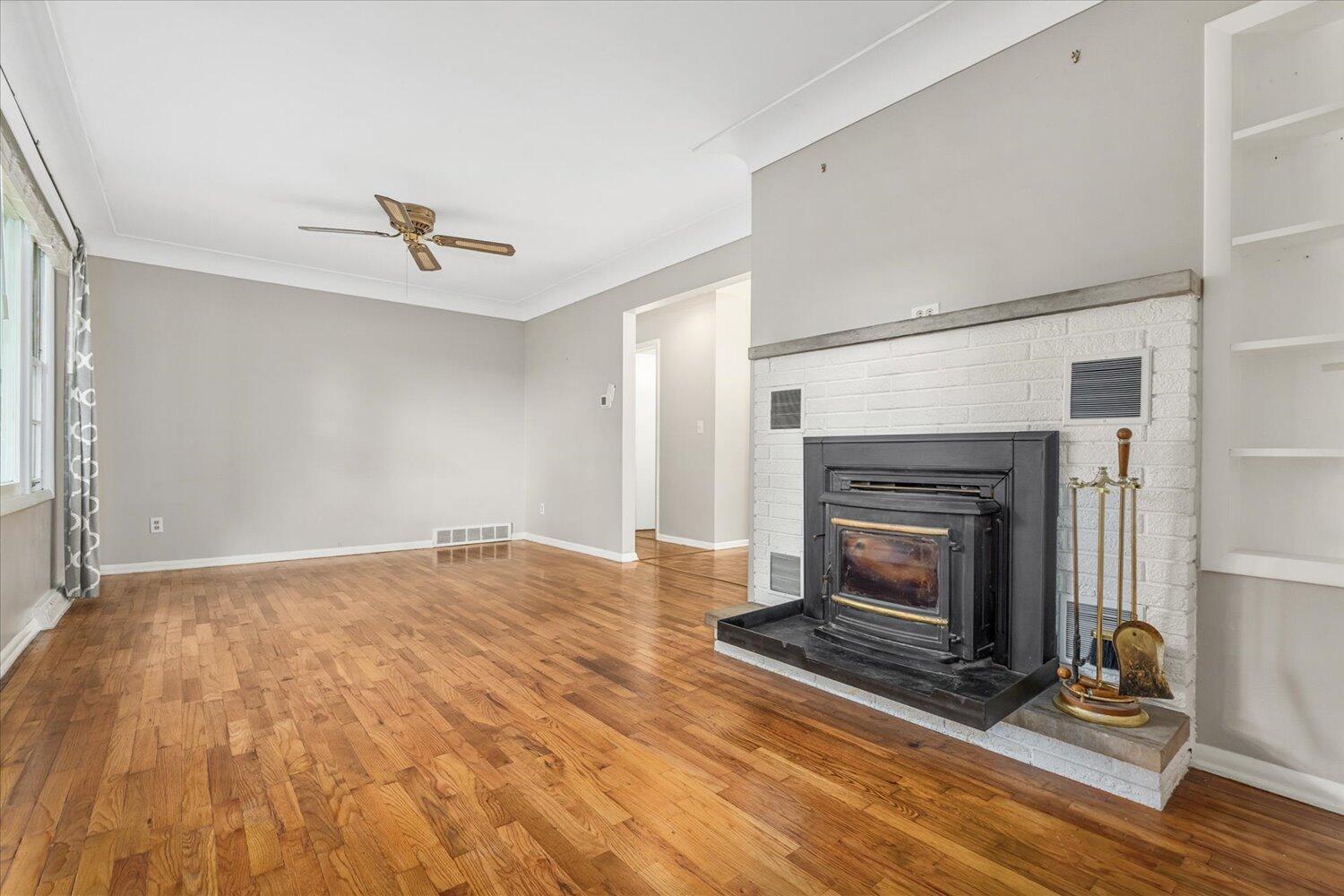 2900 Barney Road Kalamazoo, MI 49004 - Photo 3 of 45 05-WM2900barney-1