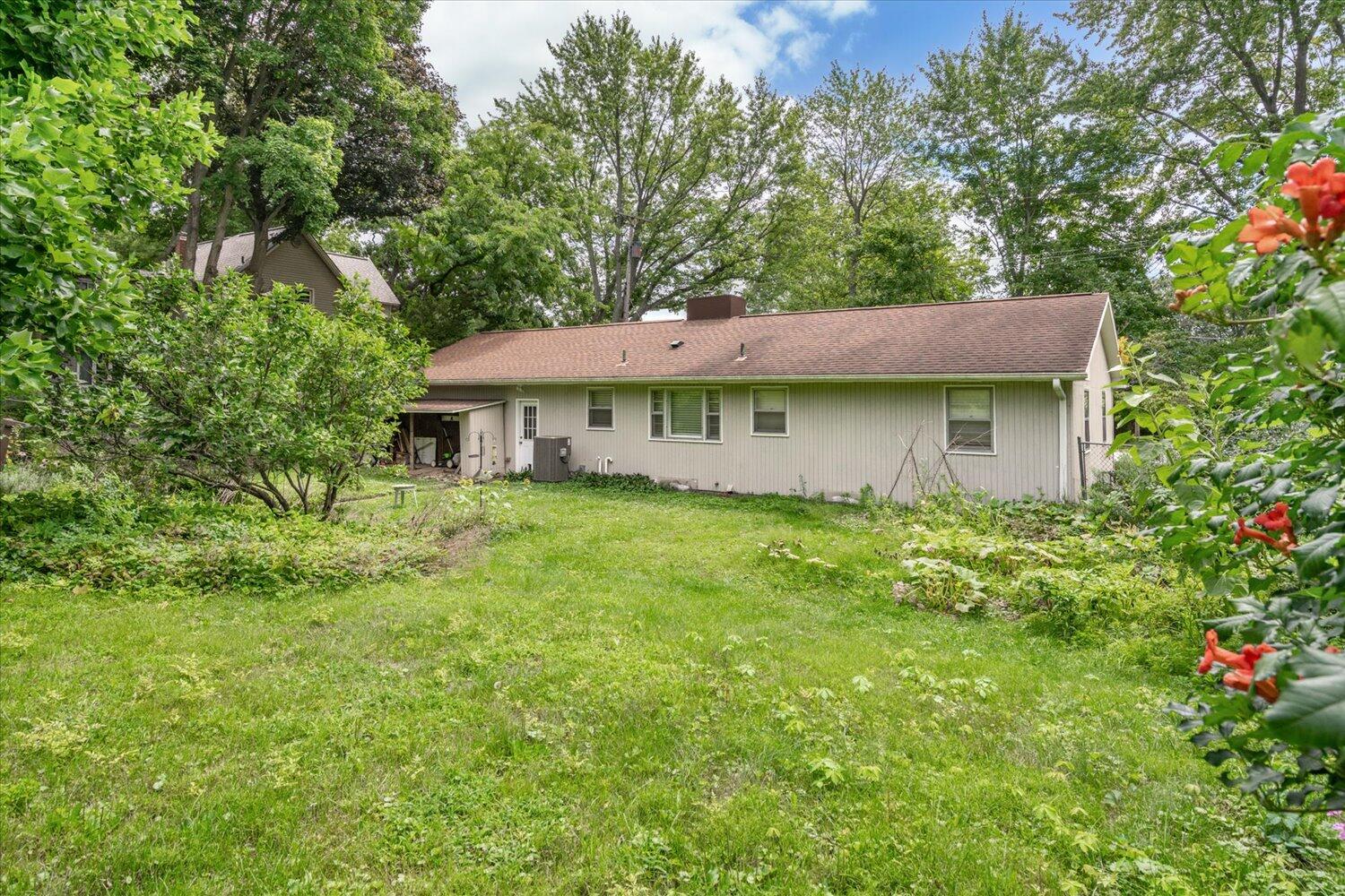 2900 Barney Road Kalamazoo, MI 49004 - Photo 39 of 45 41-WM2900barney-32
