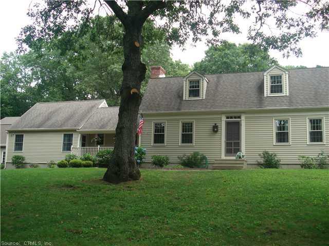 527 Scotland Road Norwich, CT 06360 - Photo 1 of 1 Exterior Front.