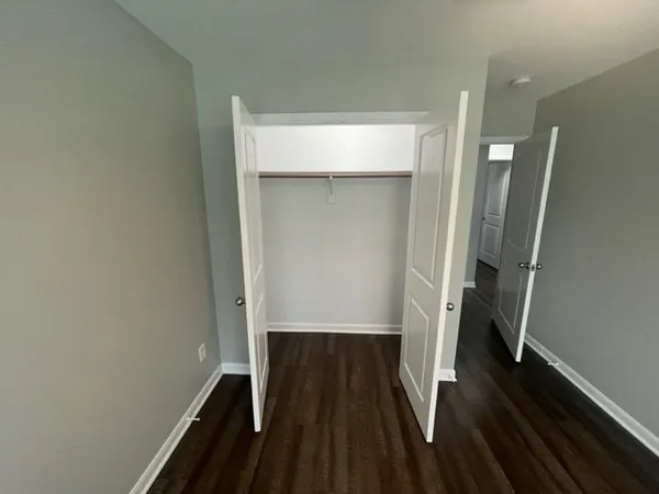 $2,150 | 508 West Willis Street, Alvin, TX 77511