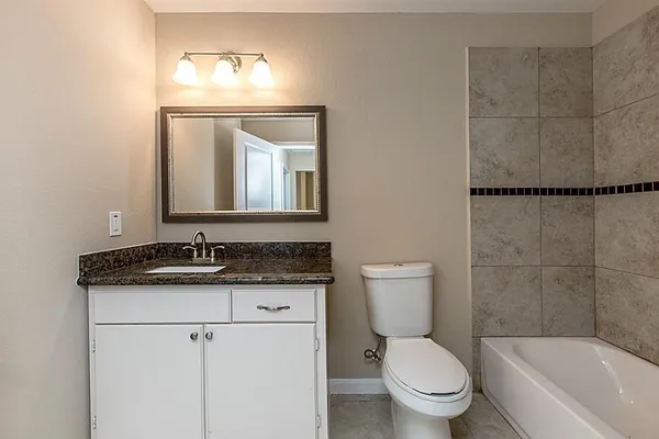 $2,150 | 508 West Willis Street, Alvin, TX 77511