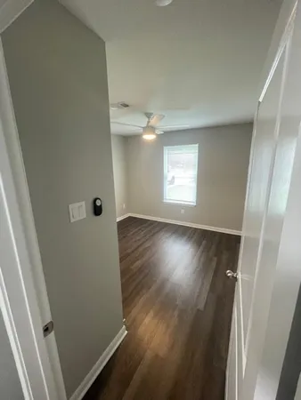 $2,150 | 508 West Willis Street, Alvin, TX 77511