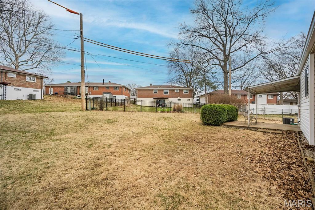 4107 Hummingbird Court St. Louis, MO 63123 - Photo 24 of 25