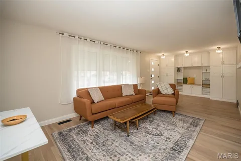 $280,000 | 4107 Hummingbird Court, St. Louis, MO 63123