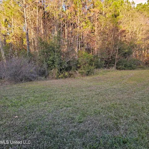 $39,900 | 6010 Crescent Shore Drive, Biloxi, MS 39532