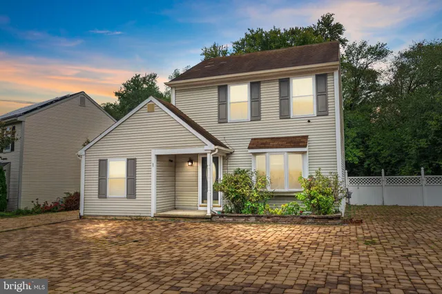 $309,000 | 1 Woodhaven Way, Sicklerville, NJ 08081