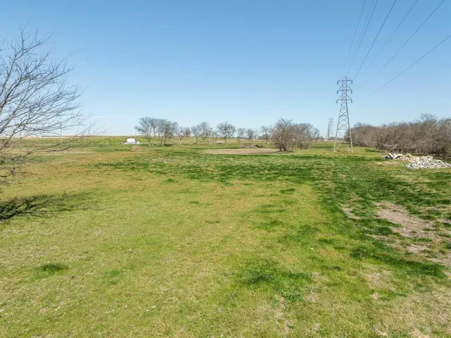 $700,000 | Tbd Tbd I-35, Abbott, TX 76621