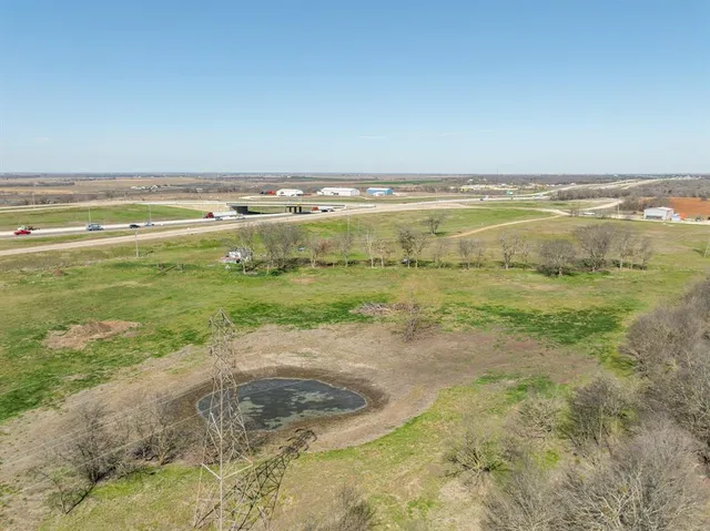 $700,000 | Tbd Tbd I-35, Abbott, TX 76621