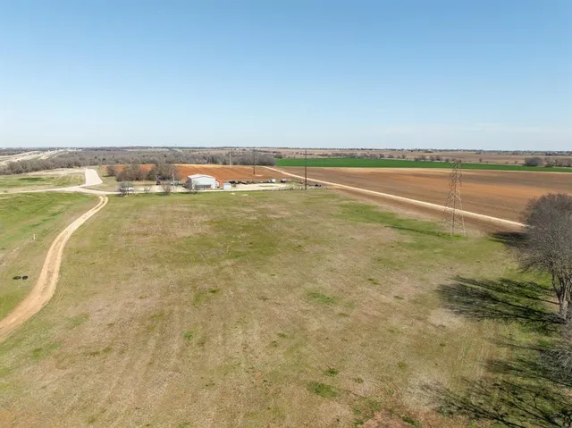 $700,000 | Tbd Tbd I-35, Abbott, TX 76621