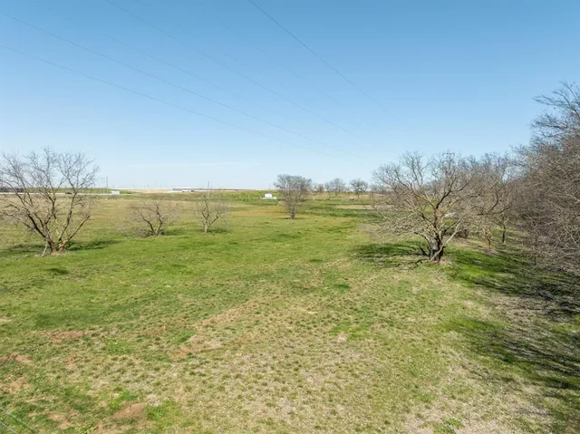 $700,000 | Tbd Tbd I-35, Abbott, TX 76621