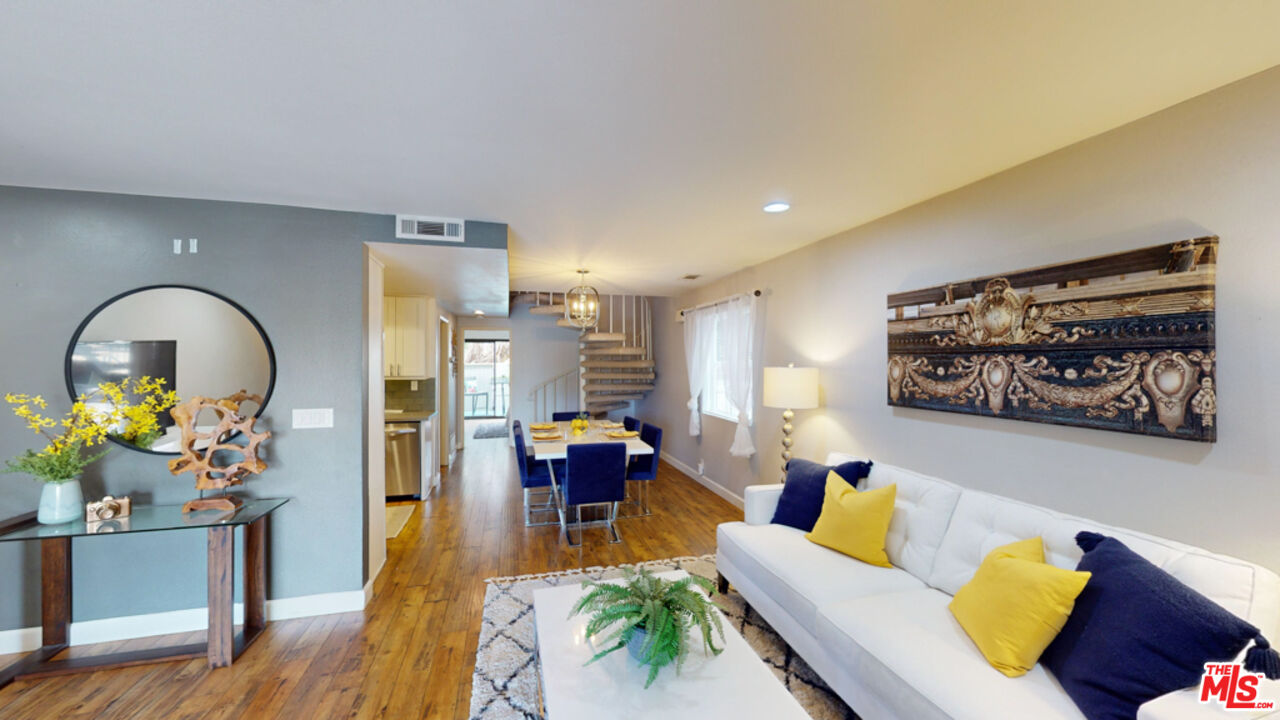 2601 East 19th St Unit 16