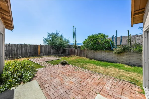 $679,000 | 989 Oakdale Street, Corona, CA 92878