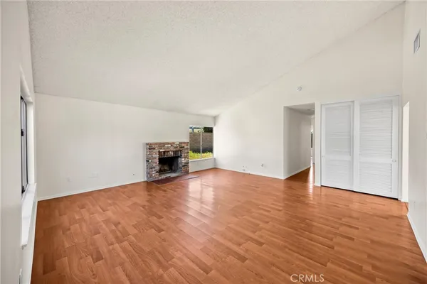 $679,000 | 989 Oakdale Street, Corona, CA 92878