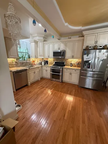 $870,000 | 33 West 16th Street, Bayonne, NJ 07002