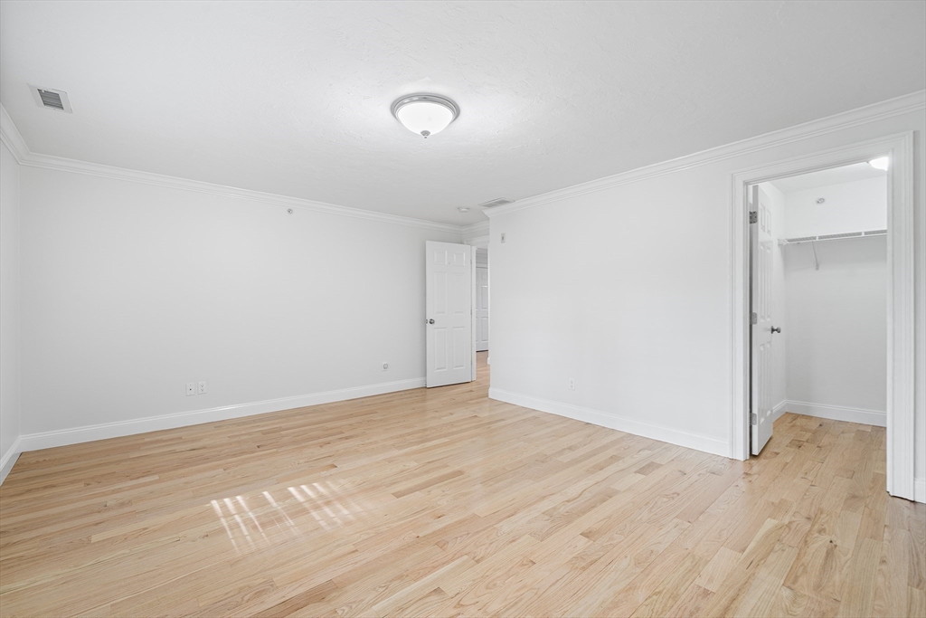 215 Rangeway Road, Unit 31 Billerica, MA 01862 - Photo 24 of 40 a view of an empty room