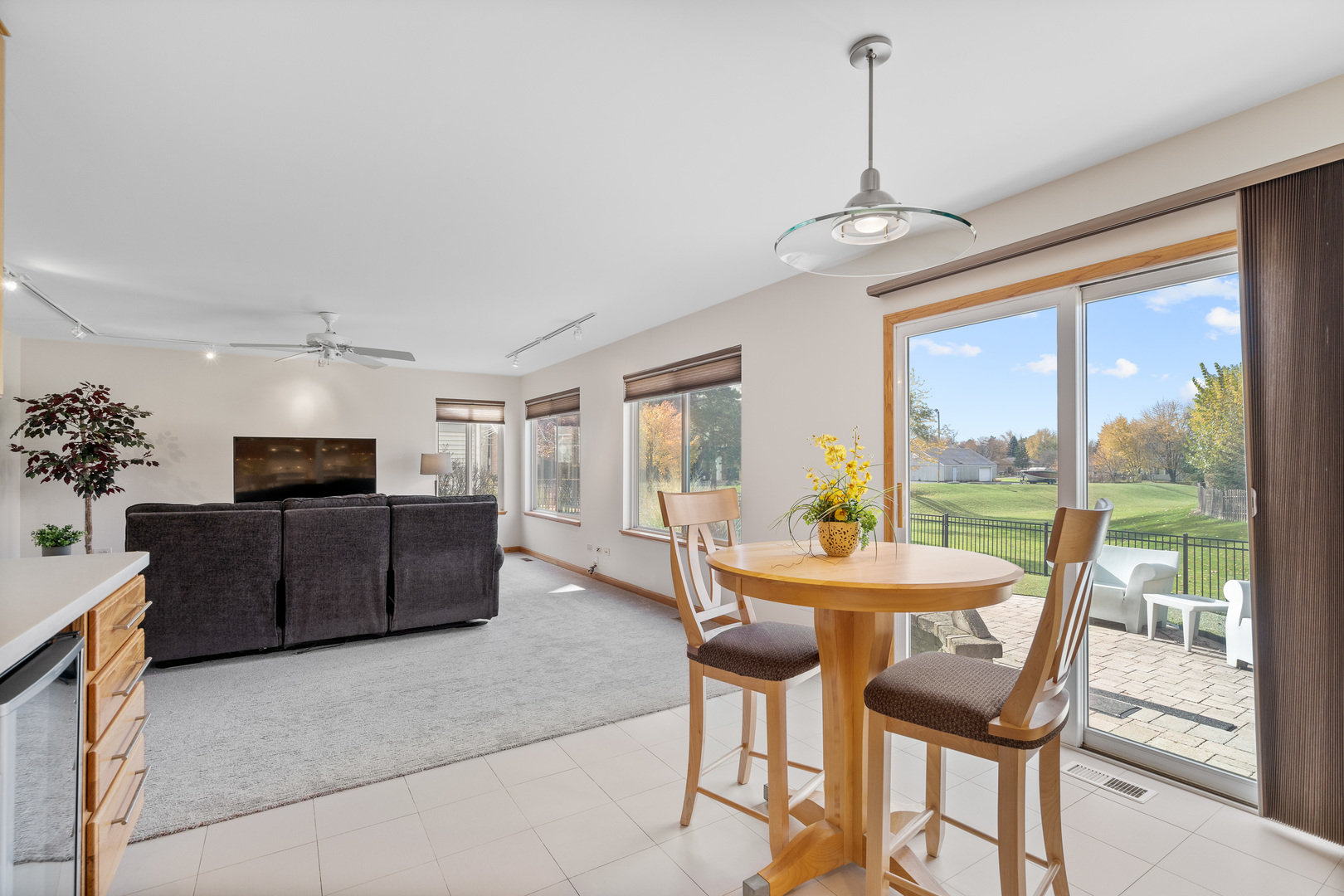 312 South Church Road Bensenville, IL 60106 - Photo 11 of 36 Gallery Image 11