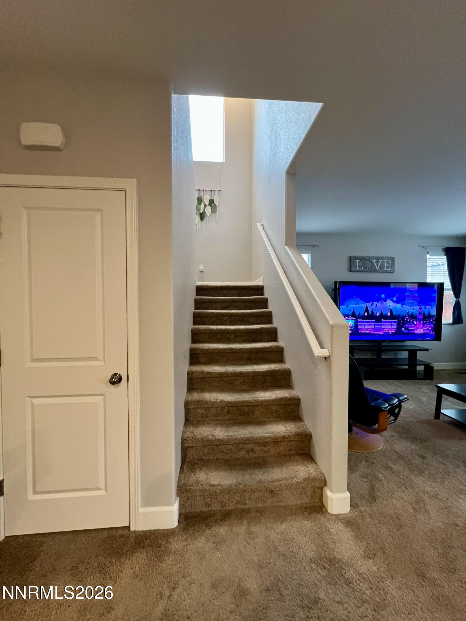 9355 Bay Drive Reno, NV 89506 - Photo 16 of 42 a view of entryway