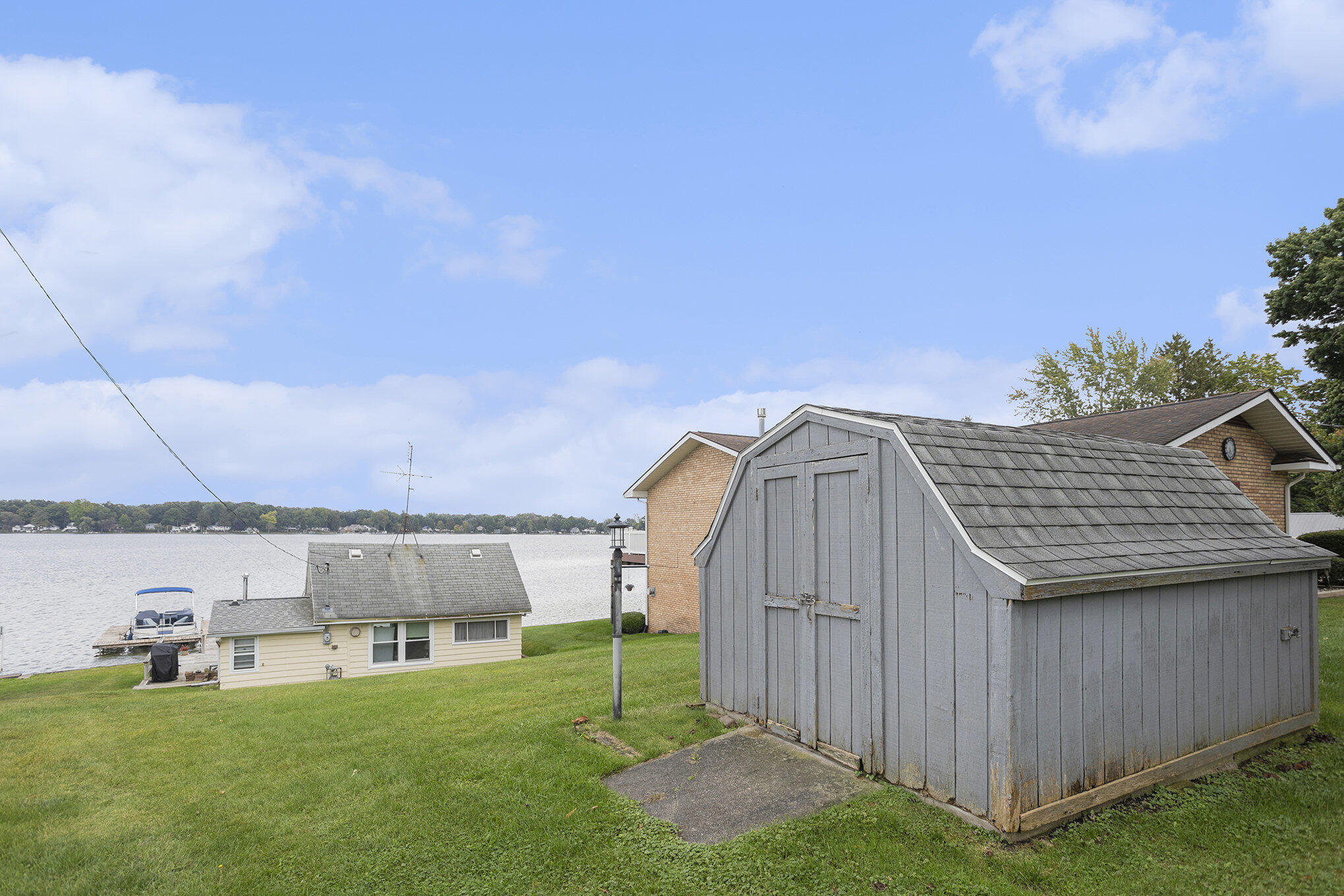 19536 Lakeshore Drive Three Rivers, MI 49093 - Photo 16 of 26 015_581a6533_600